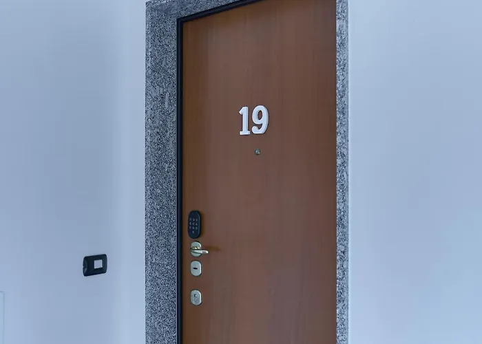 App 19 Elegante Mansarda Con Terrazzo E Parcheggio *